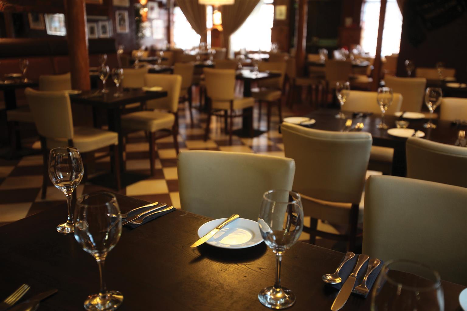 Roker Hotel BW Premier Collection صندرلاند المطعم الصورة